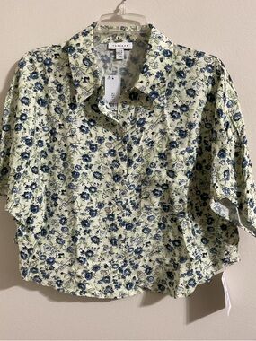 NWT - Topshop Pale Yellow Button-Down Floral Shirt with Navy Flowers, Sz 8